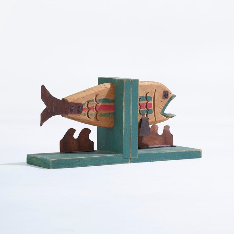 Vintage rustic and whimsical wood and metal fish bookends – PEACH MODERN