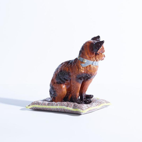 Painted porcelain cat on pillow by Oggetti Mangani